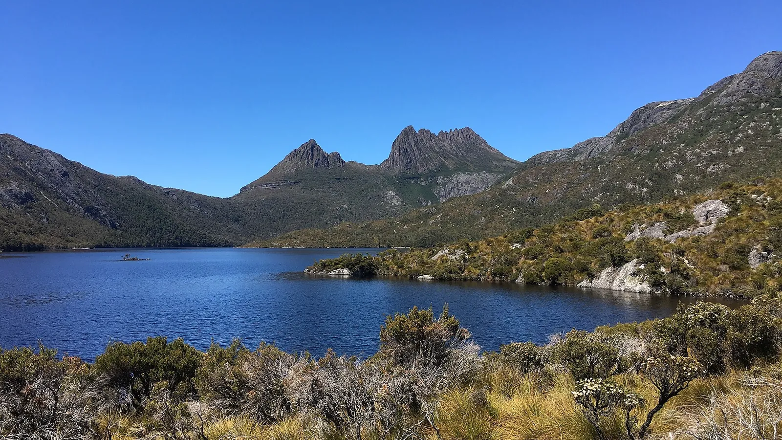 Cradle Mountain reflected in Dove Lake in the Tasmanian wilderness