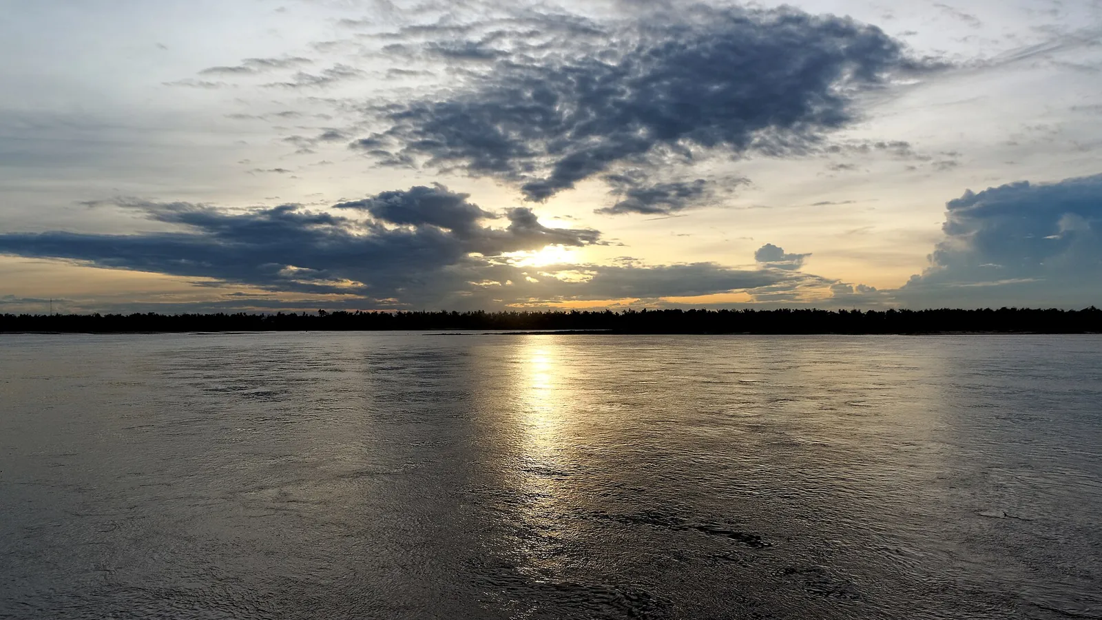 Sunset over the Mekong River at Kratie