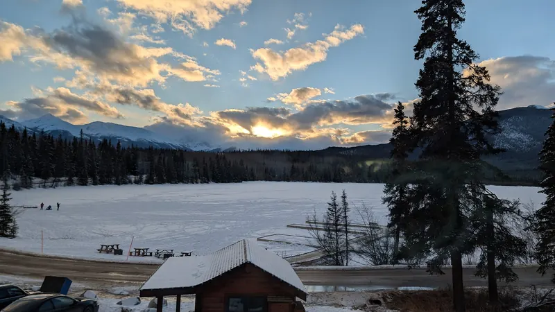Pyramid Lake near Jasper town