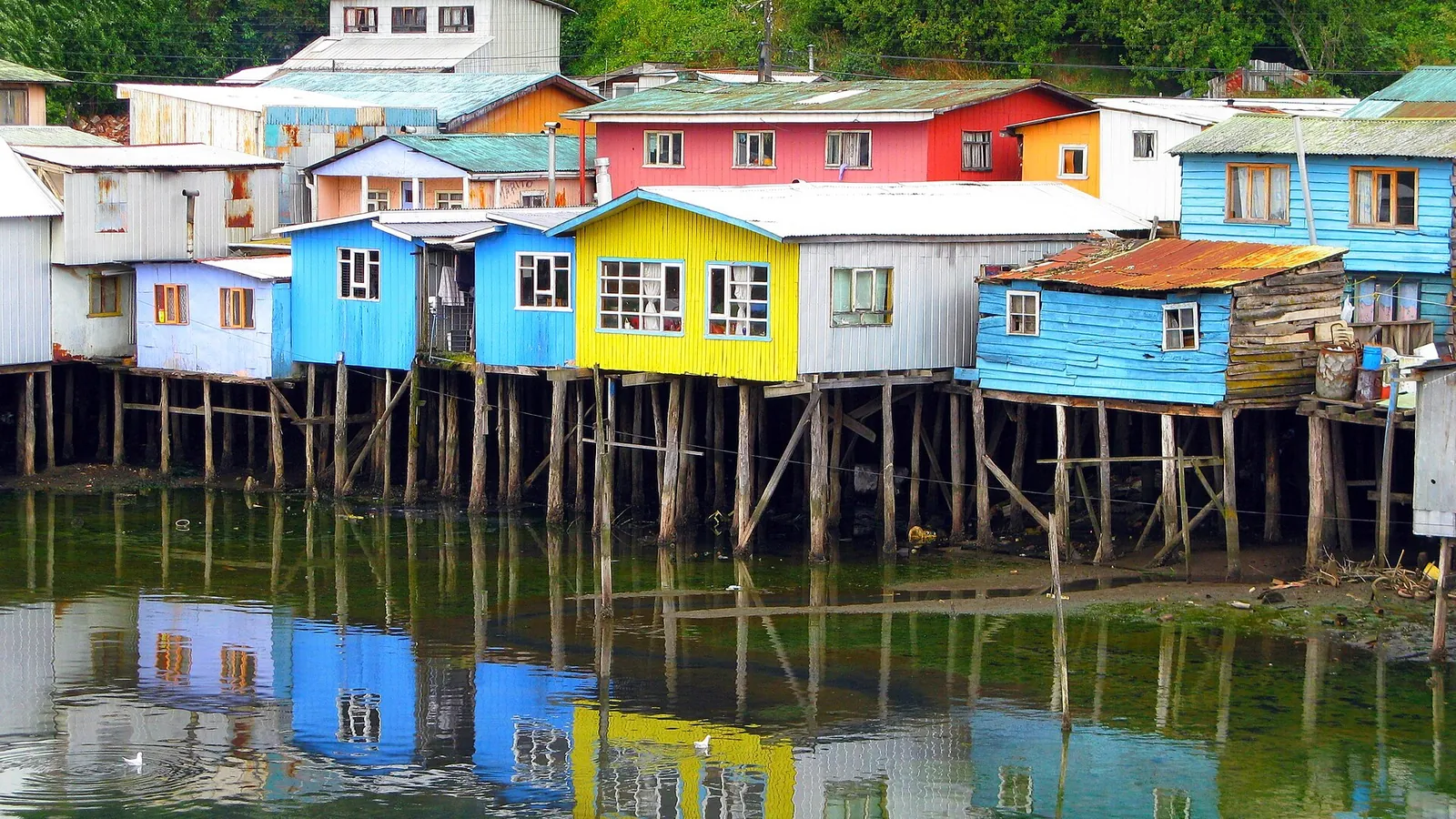 The colourful palafito stilt houses of Castro