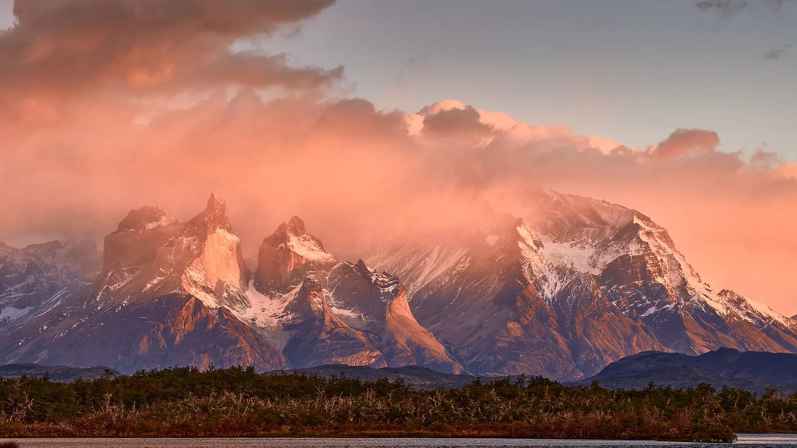 The Cuernos del Paine peaks above a lake in Patagonia