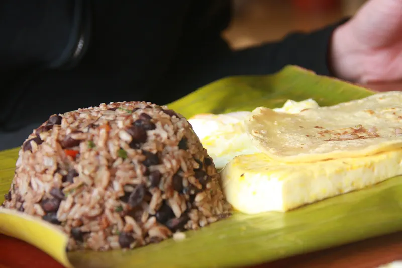 A plate of Costa Rican gallo pinto