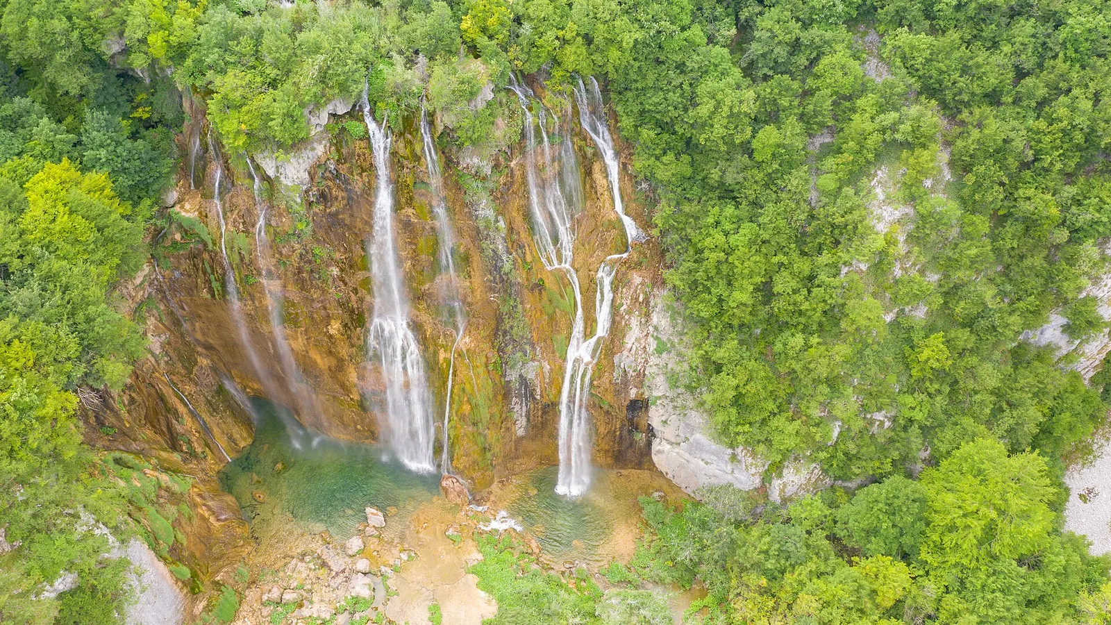 Veliki Slap, the Great Waterfall at Plitvice Lakes