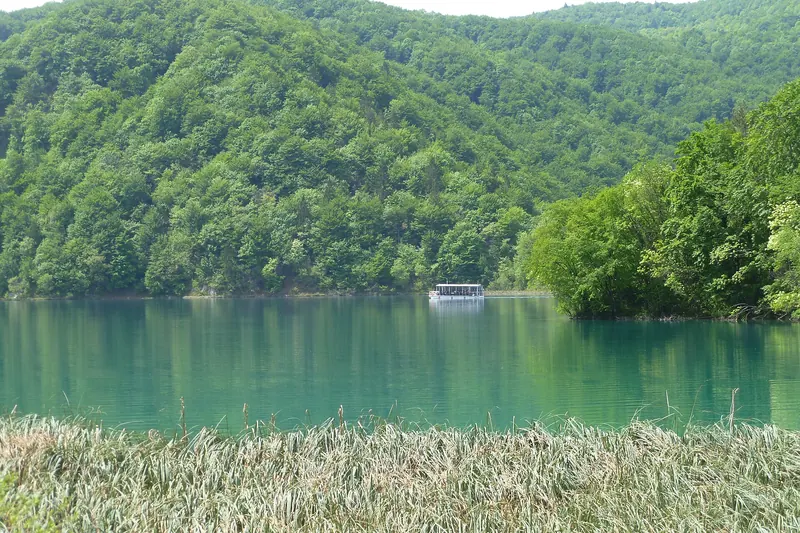 Cascading turquoise pools at Plitvice Lakes