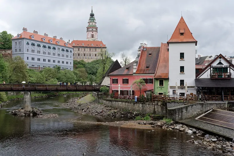 Touring the interior of Český Krumlov Castle