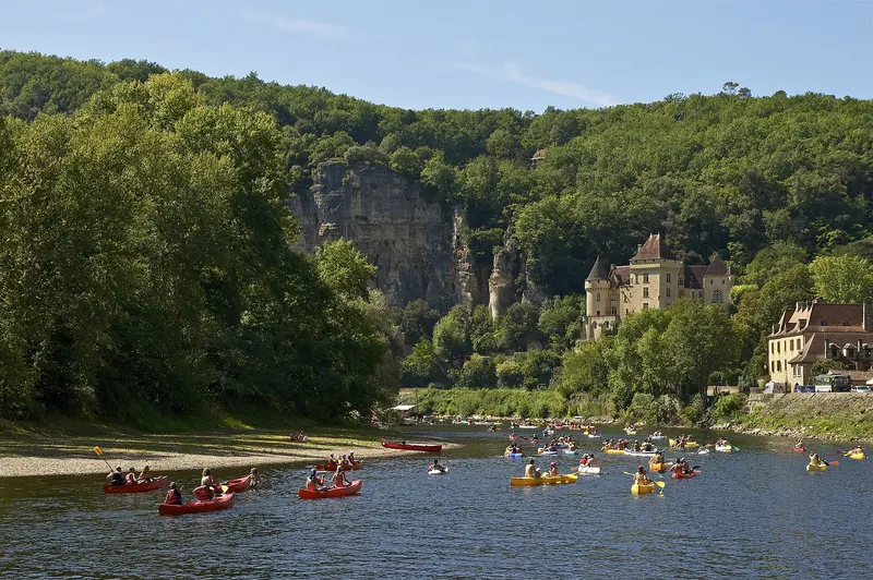 A canoe on the Dordogne near La Roque-Gageac