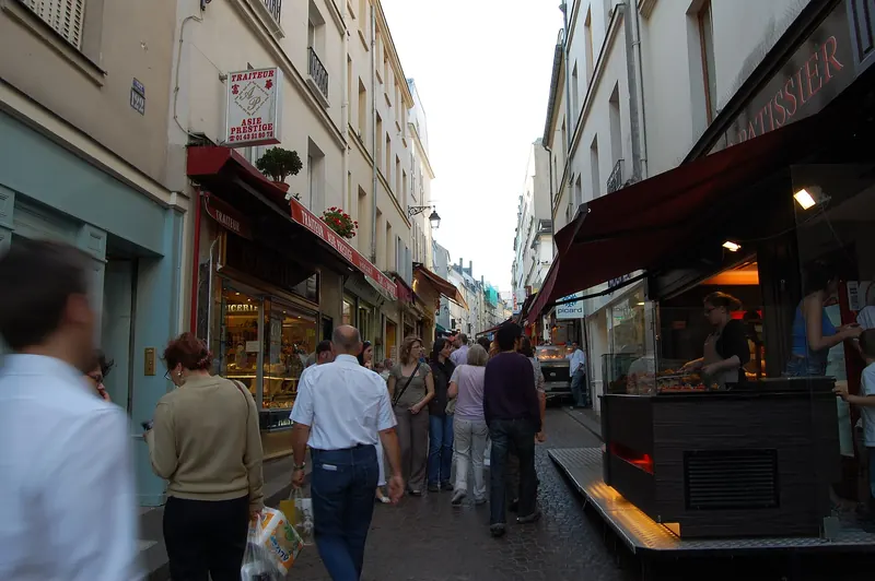 Stalls along the Rue Mouffetard market street