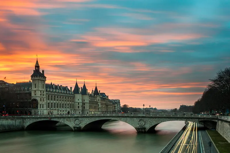 Sunset over the Seine