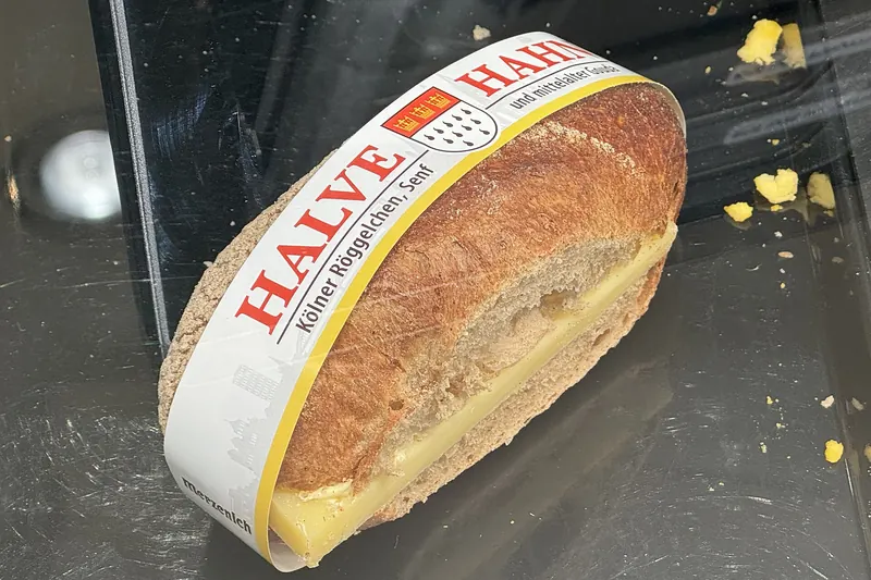 A Halver Hahn, a Cologne rye roll with aged Gouda