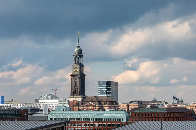 St. Michael's Church, Hamburg's baroque landmark tower