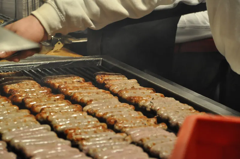 A plate of grilled Nürnberger Rostbratwürste, Nuremberg's small, spiced sausages