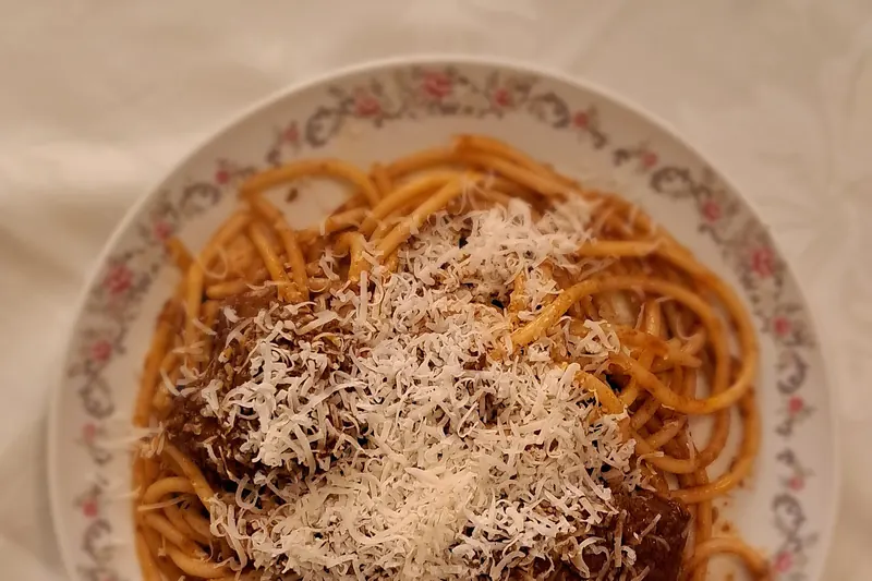 Pastitsada, Corfu's signature tomato and pasta stew