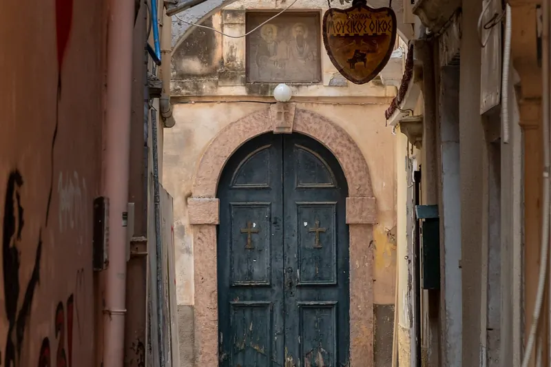 A narrow lane in Corfu's Old Town