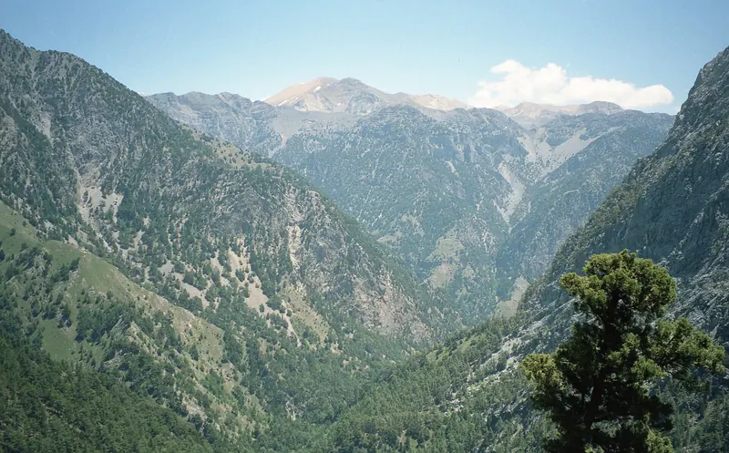 The trail through the Samaria Gorge's dramatic rock walls