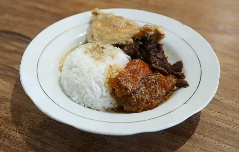 Gudeg, Yogyakarta's signature sweet jackfruit stew