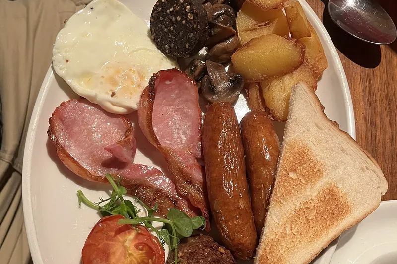 A full Irish breakfast served in Dingle, County Kerry