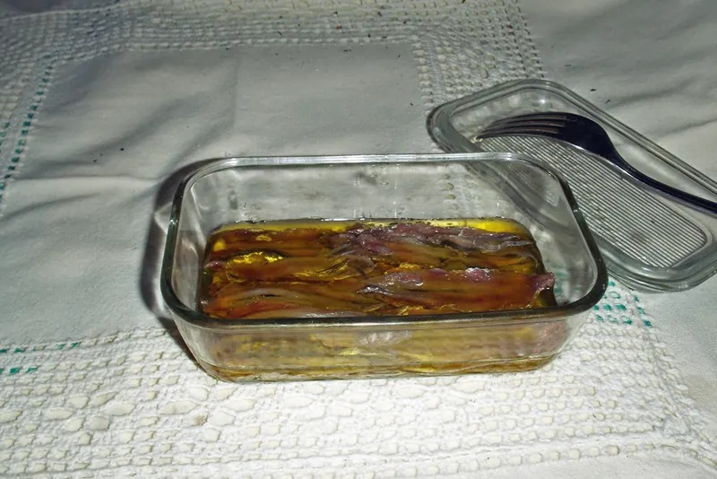 Anchovies marinated in oil, prepared in the Ligurian style