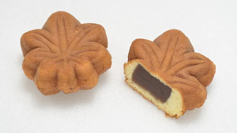 Momiji manju, small maple-leaf-shaped cakes