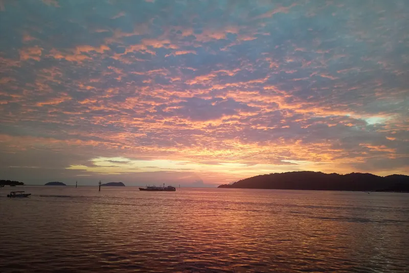 Sunset at the Kota Kinabalu waterfront