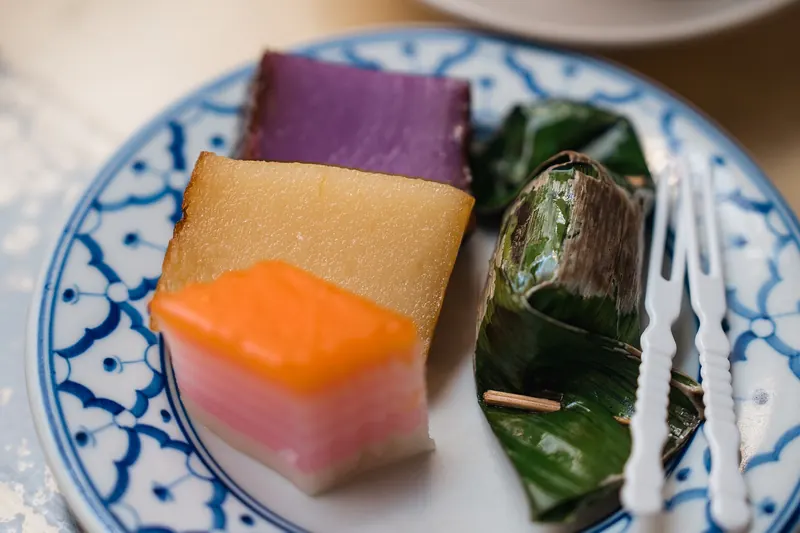 Traditional Nyonya kuih, Peranakan sweets