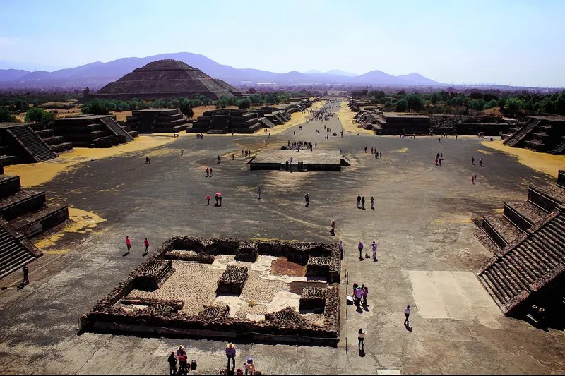 The long Avenue of the Dead at Teotihuacán with the Pyramid of the Sun beyond
