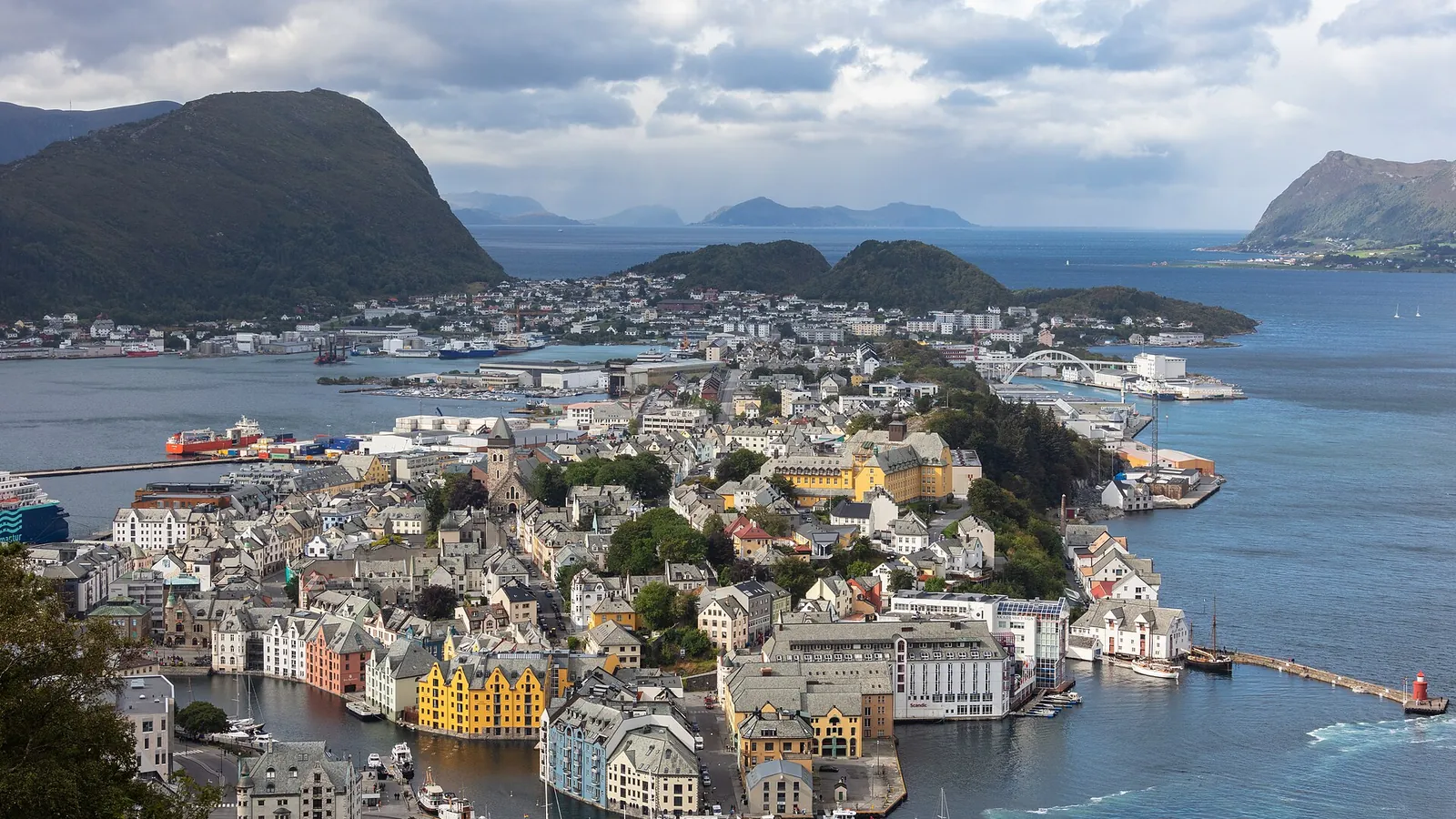 The Art Nouveau town of Ålesund seen from the Aksla viewpoint