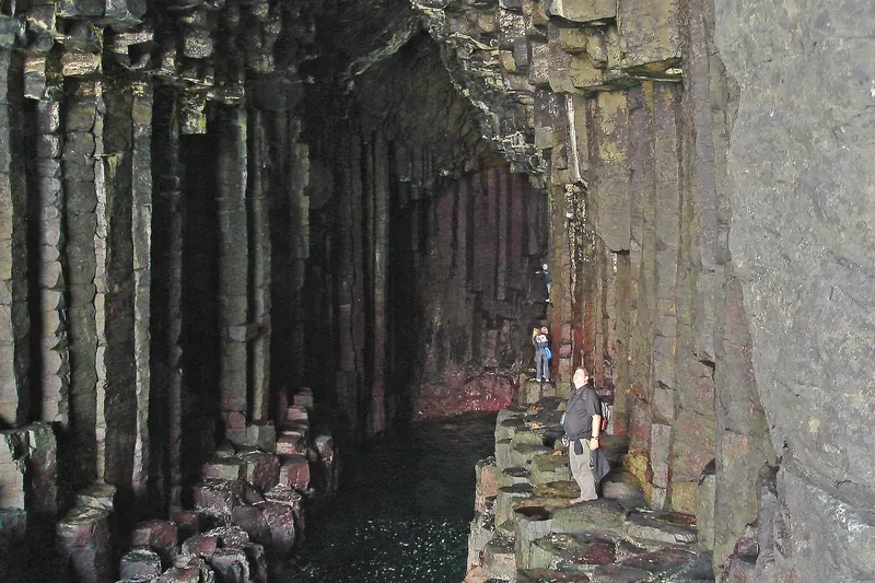 A boat trip to Fingal's Cave on Staffa