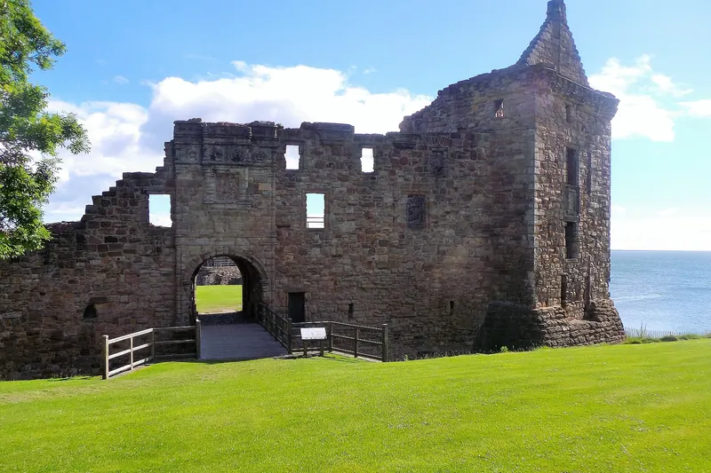 Exploring the ruins of St Andrews Castle