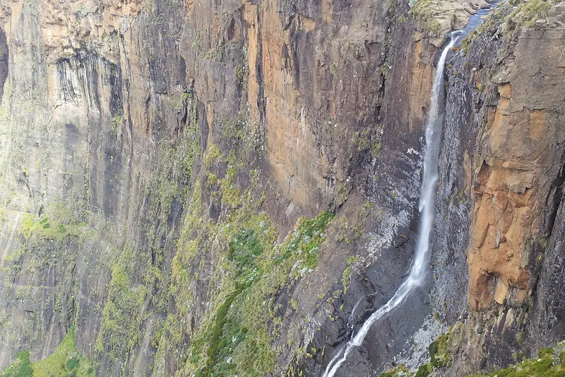 The Tugela Falls dropping from the top of the Amphitheatre