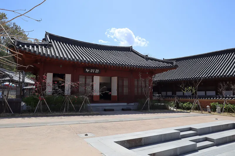 Tile-roofed hanok houses in Jeonju Hanok Village