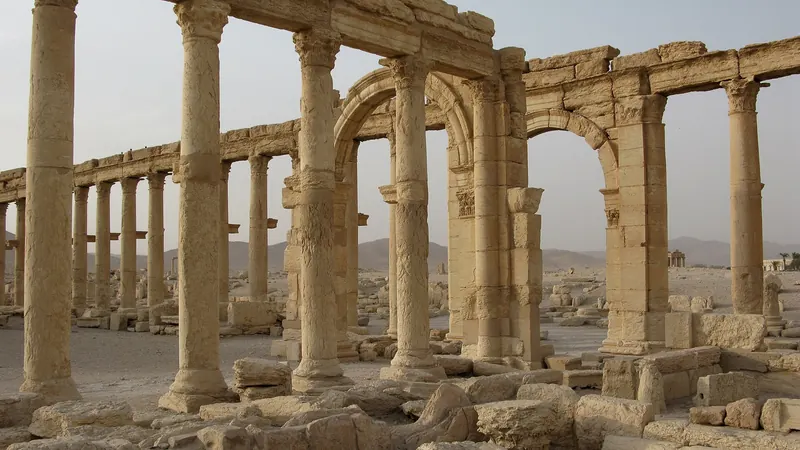 The Great Colonnade of Palmyra, photographed in 2008, before the war