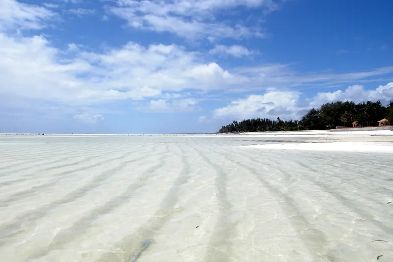 Paje beach at low tide