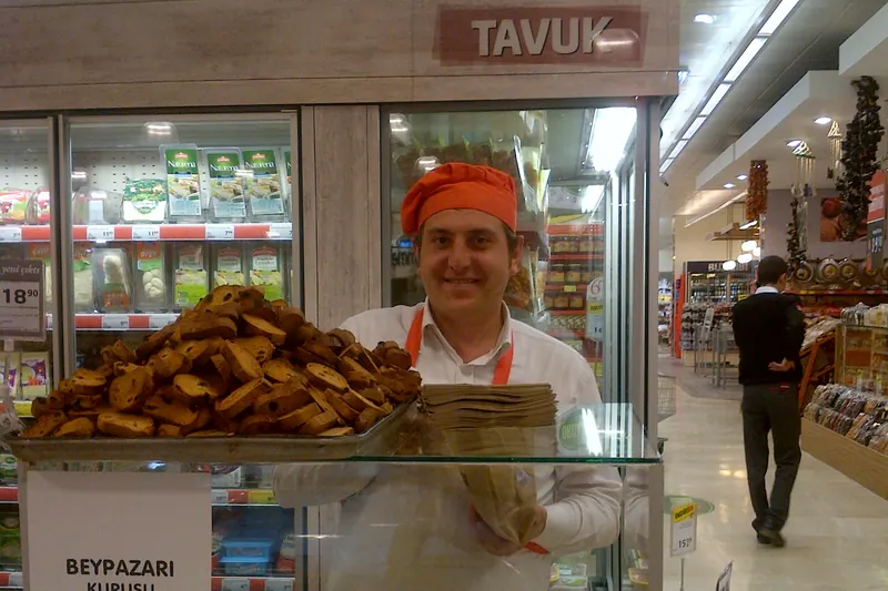 Beypazarı kurusu, the dry crisp ring biscuit