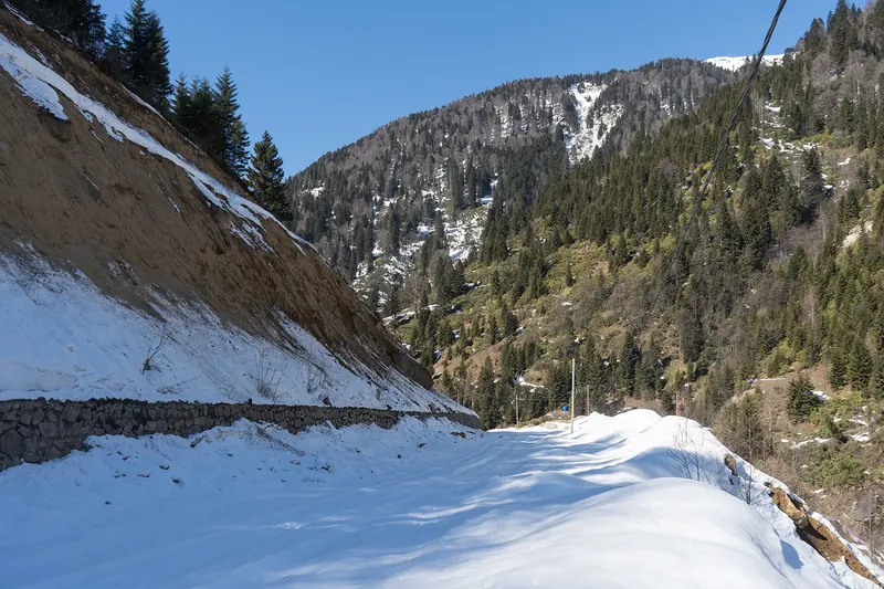 The mountain road between Ayder and Huser yayla