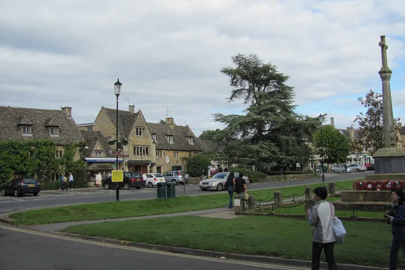 The River Windrush running through Bourton-on-the-Water