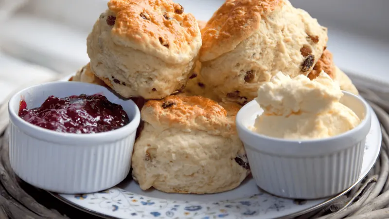 Scones with clotted cream and jam, Cornish style
