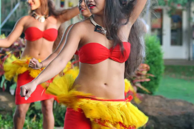 Hula dancers performing in Hawai'i