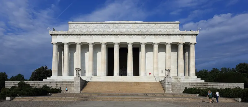 The Lincoln Memorial at the west end of the National Mall